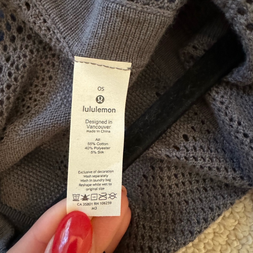 Lululemon wrap - Picture 2 of 2